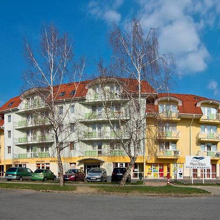 Club Mendan Aparthotel ザラカロシュ エクステリア 写真
